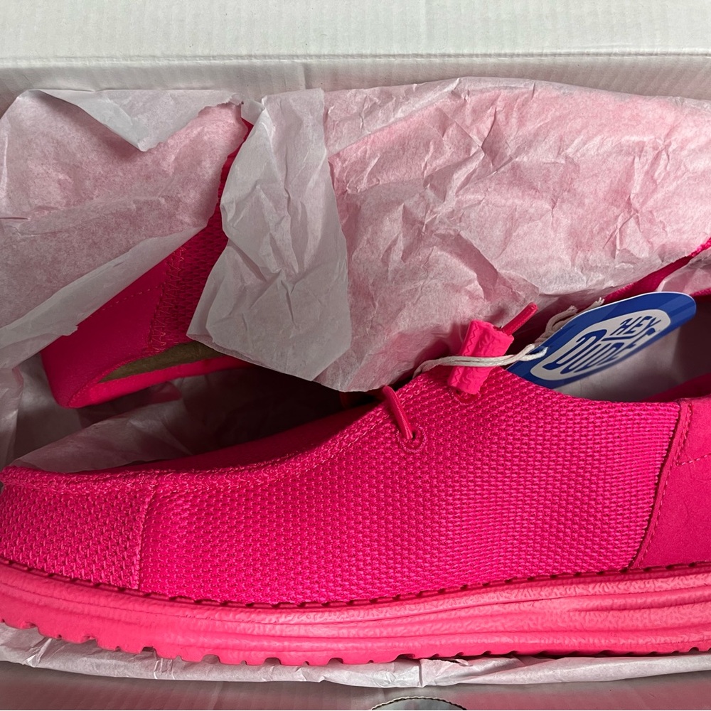 Hey Dude Women's Vivid Pink Sneakers